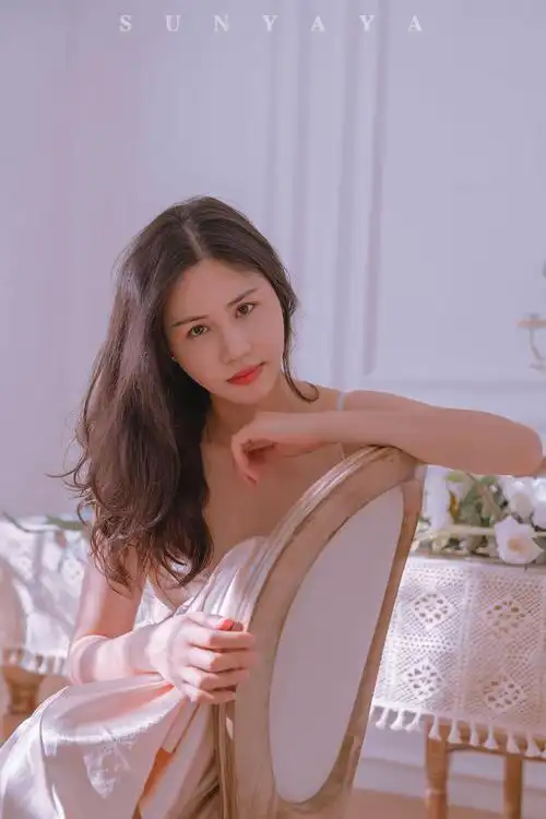 人像阳光室内写真