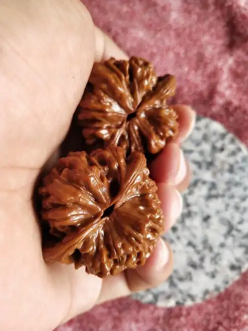 精品麻核桃!手工盘玩,包浆自然