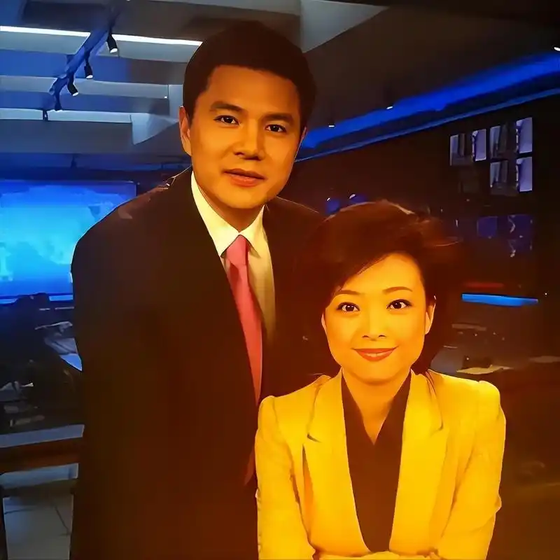 难道说,是赵普帮助郑丽,她才能成为央视主持人吗?