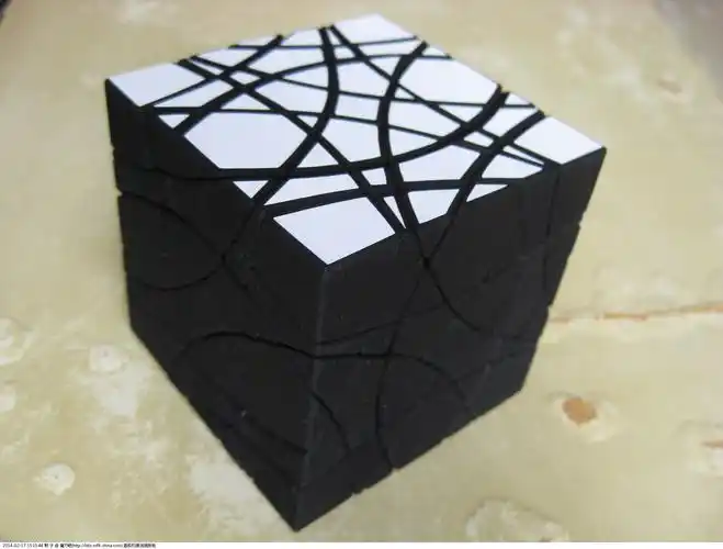 本人见过的最恐怖的魔方(摘自魔方8)