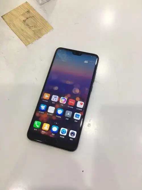 华为p20 128g 亮黑色 华为p20手机,有发票.128g,全国联保!