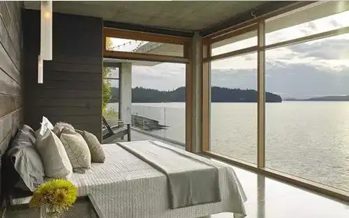 【卧室】无论是豪华大院,还是小宅子的客厅.装上落地窗,气质立马提升!