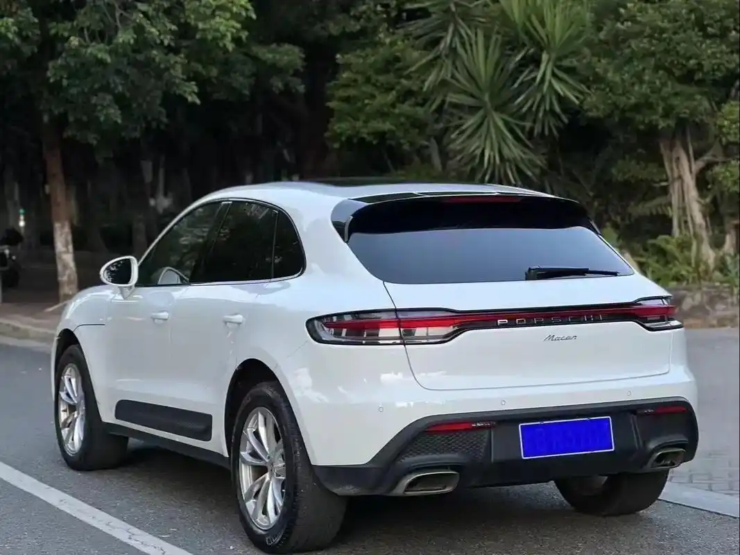 22年6月上牌保时捷macan,自动2.