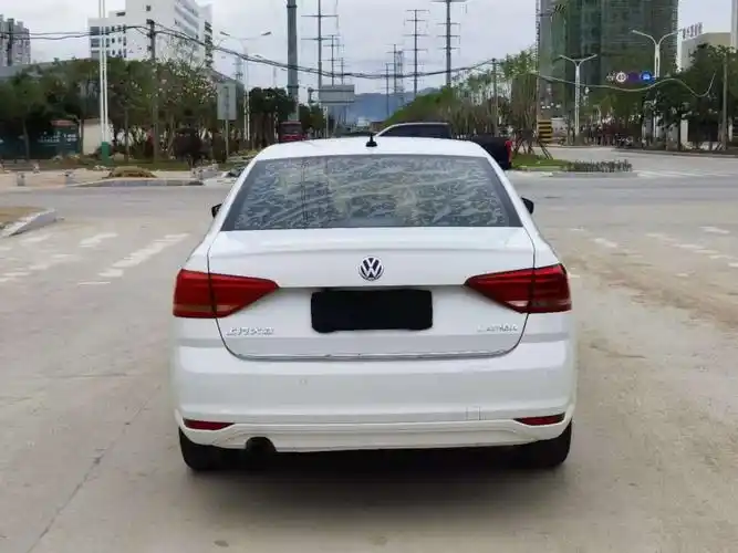 大众 朗逸  2017款 1.6l 手动风尚版图片