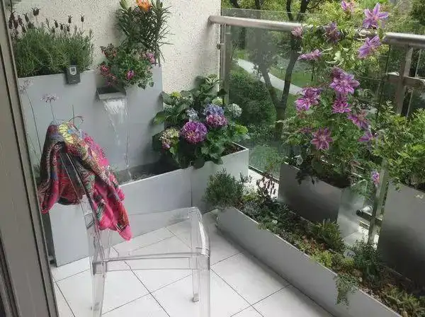 海归牛人的5平米小阳台,能养花种菜还能养鱼~|小花园|大别墅|小户型