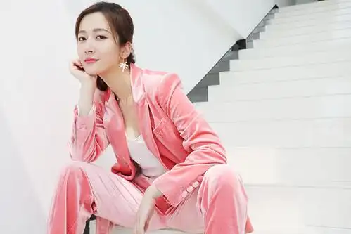 《执行利剑》央视八套即将开播,杨欣颖颠覆青春灵动形象沉稳出演