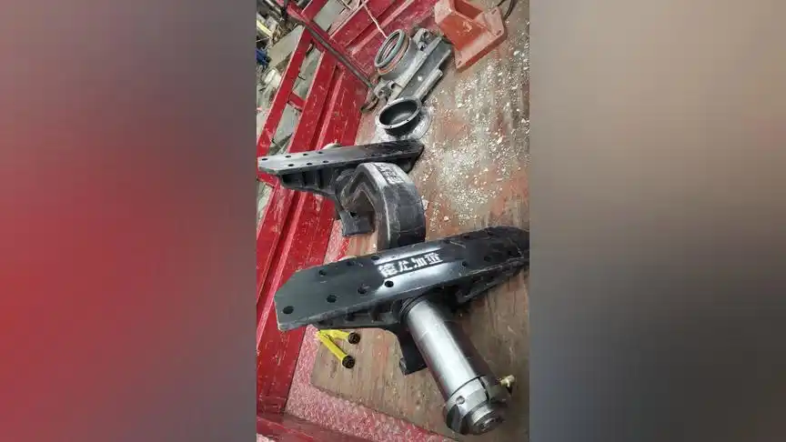 德龙车平衡轴走一根,质量杠杠的!司机兄弟拿去发财!