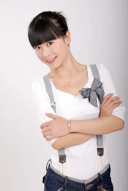 这些美女,代表广安面对各级领导和广大民众