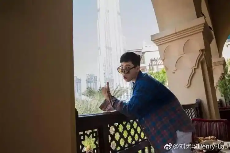 看了见到多顺的反应,小扒姐完全能够想明白他为神马在"向往的生活"里