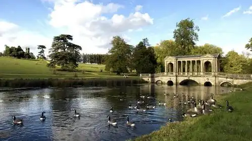 腐国人对园林的执着__英国自然风景园林