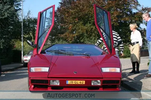 lamborghini countach lp500 s