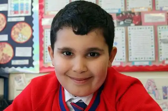 英国6岁男童智商160 与爱因斯坦霍金齐平