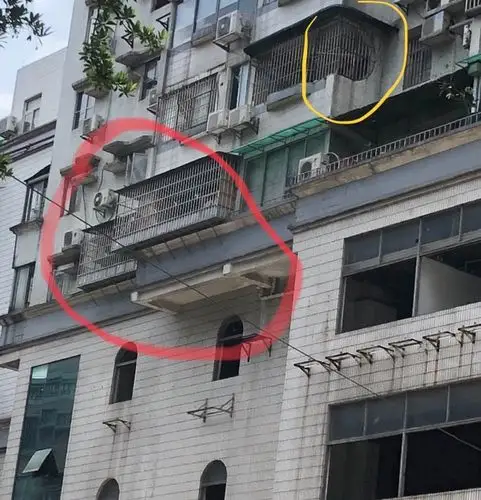 这是悬挑梁还是纯挑梁阳台这种阳台可以承重多少,阳台