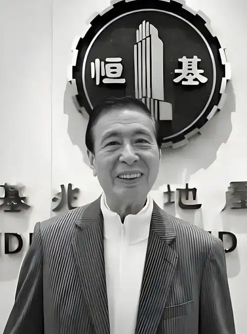 地产大亨李兆基逝世# 李兆基先生的逝世不仅是香港商界的巨大损失