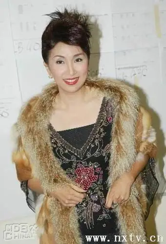 秀珠,1958年10月20日出生于香港,祖籍广东普宁大长陇,中国香港女演员