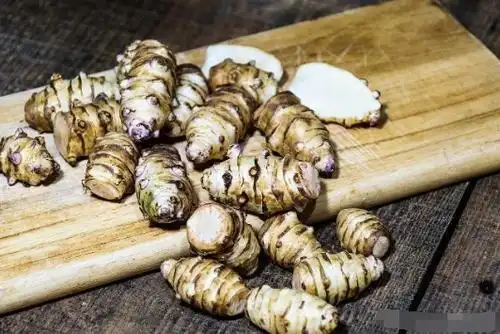 农村野生的鬼芋头,学名叫洋姜,竟然有这么多作用?