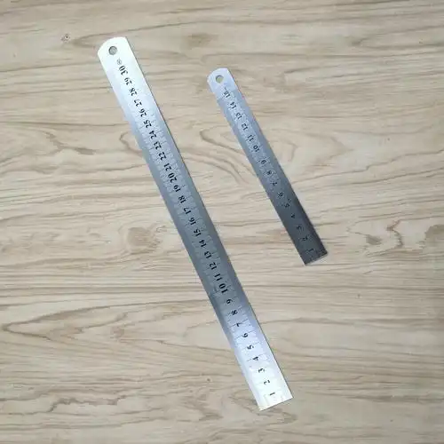 不锈钢直尺 15cm双面刻度尺子美术钢尺0.7mm厚度五金工具厂家直销