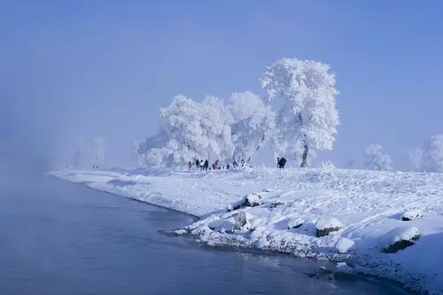 雾凇岛银白世界 雾庆缘农家美食