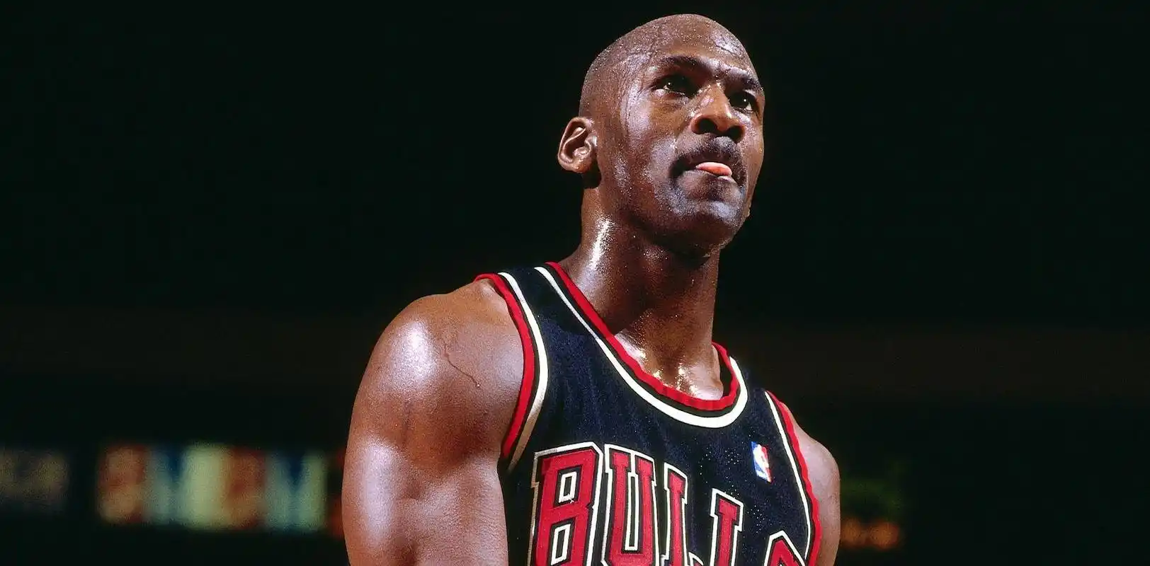 nba历史上最伟大的球员,迈克尔乔丹,乔丹_篮球明星_ 知言体育