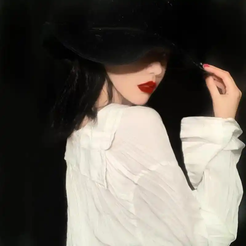 12不露脸女头/微信头像/朋友圈/高冷/气质 93嘿,宝贝,元途看置顶哦