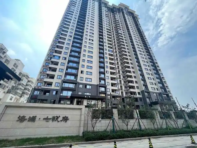 新房现房洛浦七悦府临河精装电梯三室七一路洛浦公园