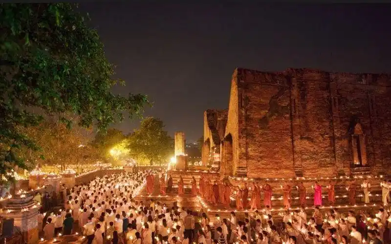 全国放大假禁酒三个月最有佛性的泰国节日正在进行中