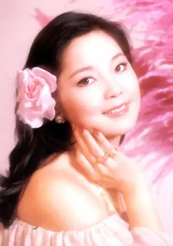 邓丽君的前世及魂灵(图) - 小仙 - 美丽的莲花仙子