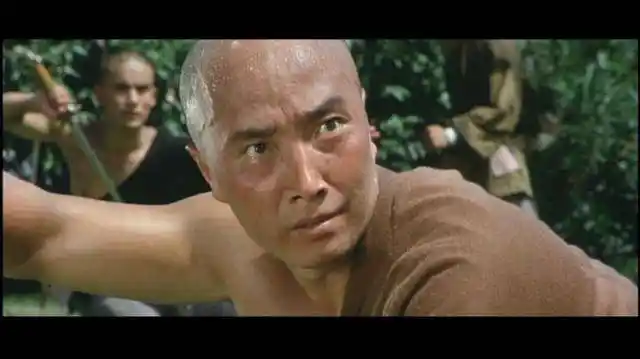 1966年--1986年被任命为山东武术队队长兼总教练,他在螳螂拳,八卦掌