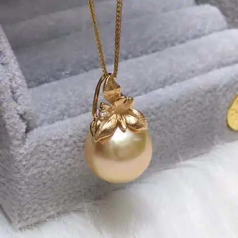 天然海水金67珍珠68吊坠18k金镶嵌正圆中金色