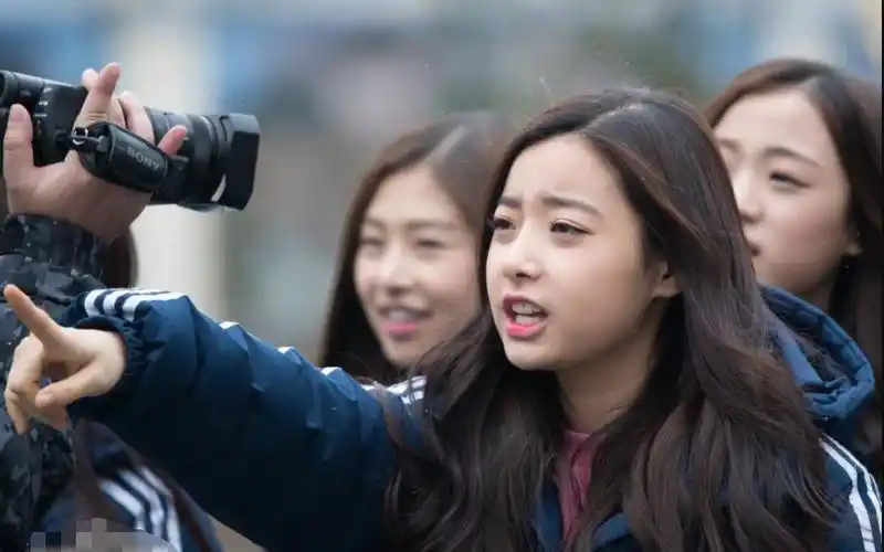 李玹珠舞台直拍混剪:萌妹,甜妹天花板?