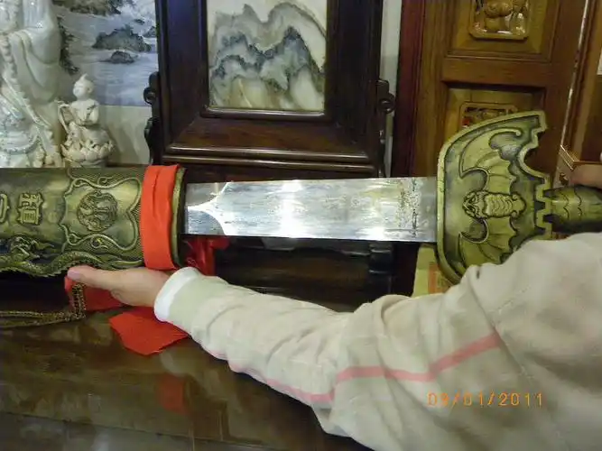 图:光慧的郑成功镇山宝剑