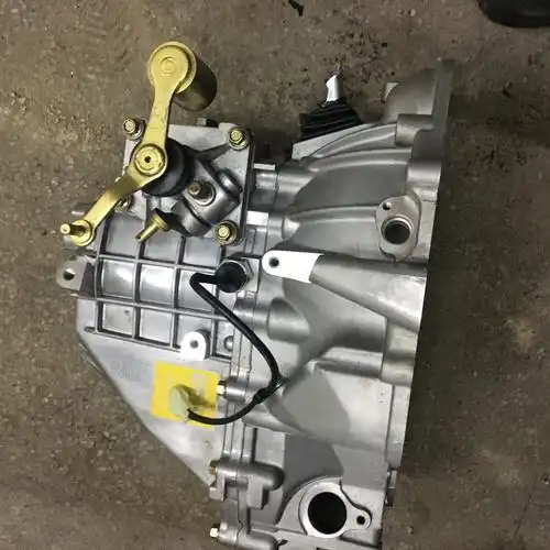 吉利远景 帝豪 英伦 全球鹰 自由舰 华普 金刚手动变速箱 总成