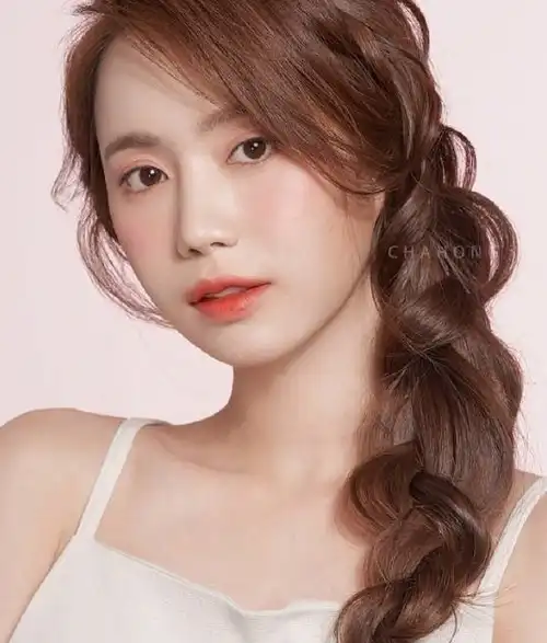 皮肤黄的人不能染哪些发色?