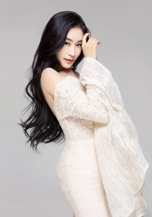 据悉,电影《金钱帝国2:四大探长》即将于2020年黄金档上映.