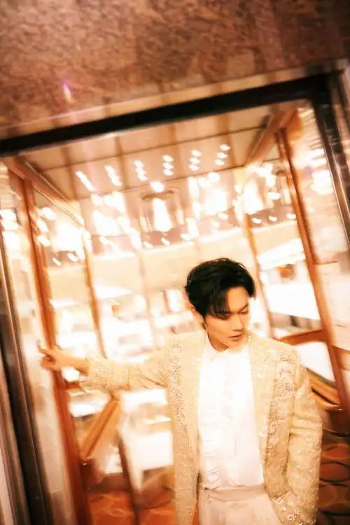 孟鹤堂把相声说成了连续剧##孟鹤堂年更相声连续剧