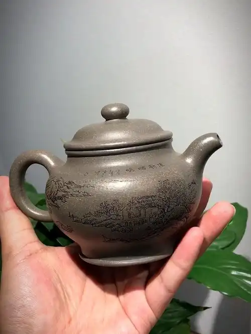 王广佳 掇只 高温青段泥 满刻山水#紫砂壶  #宜兴全手工紫砂壶  #宜兴