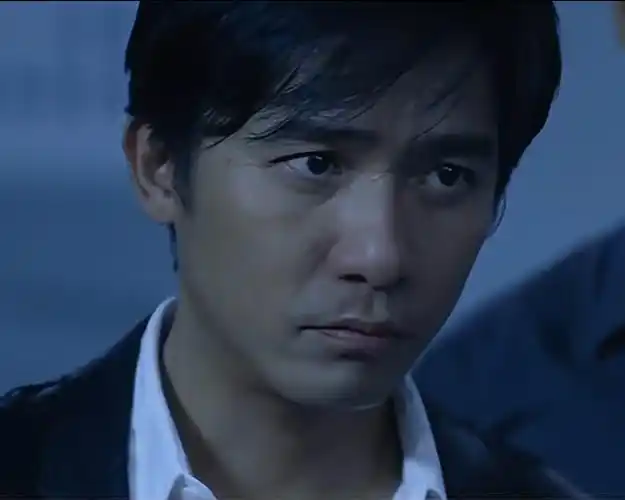 黎明不愧是影帝,无间道里这一幕笑里藏刀,观众都分不清好坏了!