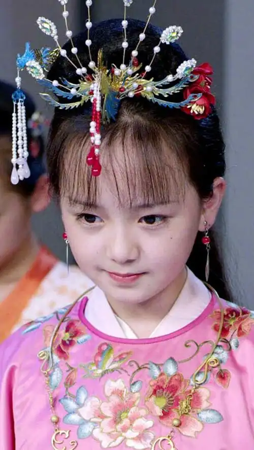 红楼梦薛宝钗钟宝儿