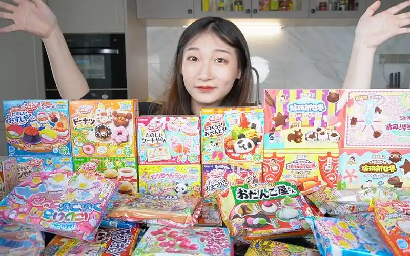 活动  买了30多种日本食玩开箱体验!做了一下午一口就吃完了!