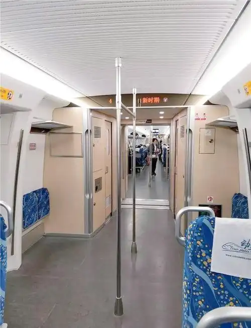 广深港高铁新时代:crh6a型和谐号列车的革新与体验