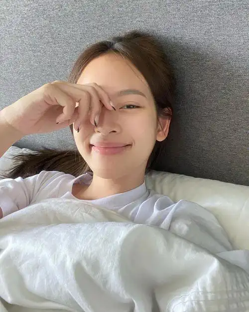 泰星nychaa最新状态妥妥的素颜美女啊