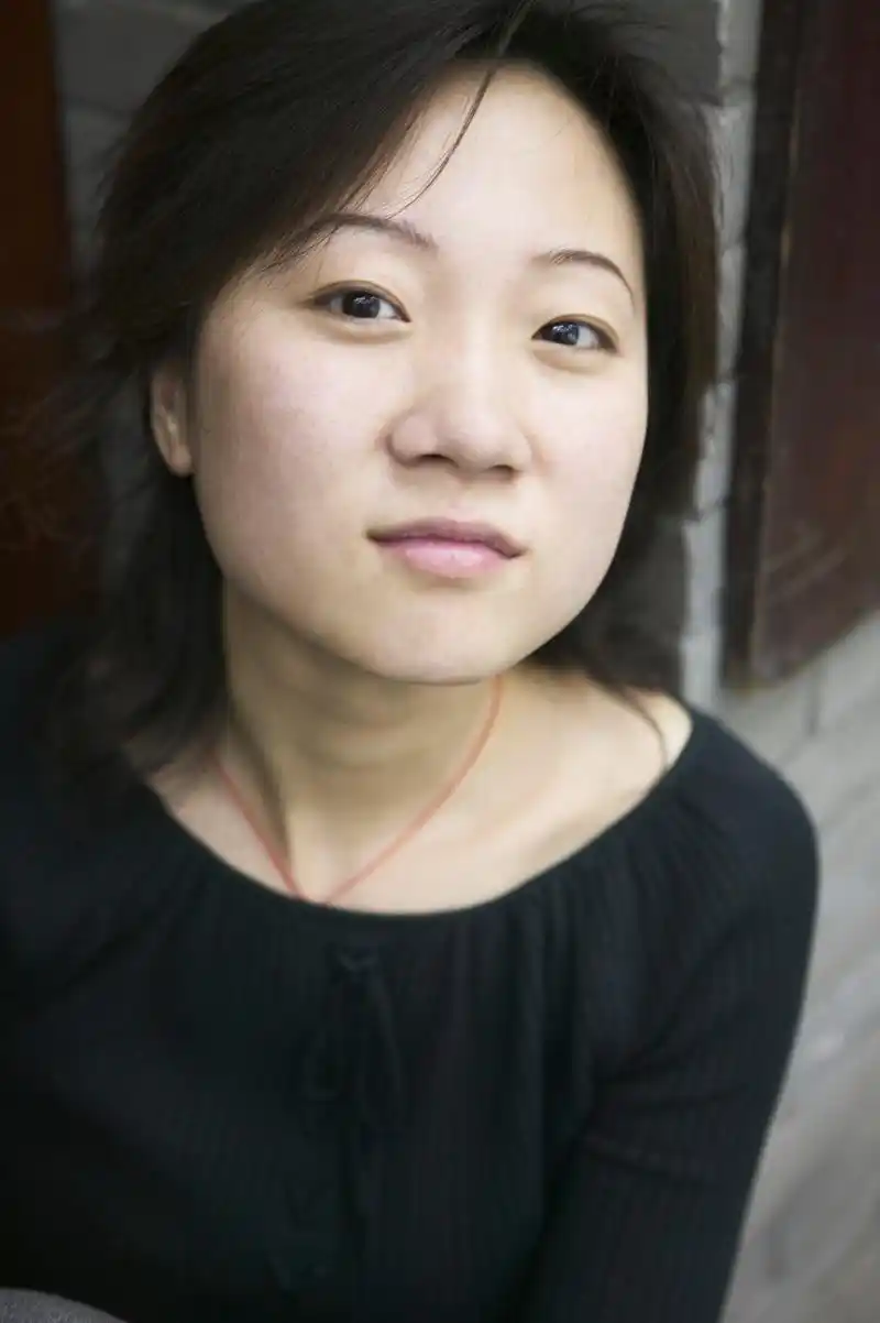 "当生育压力和家庭暴力同时降临,一个普通女性将如何守护自己的幸福?