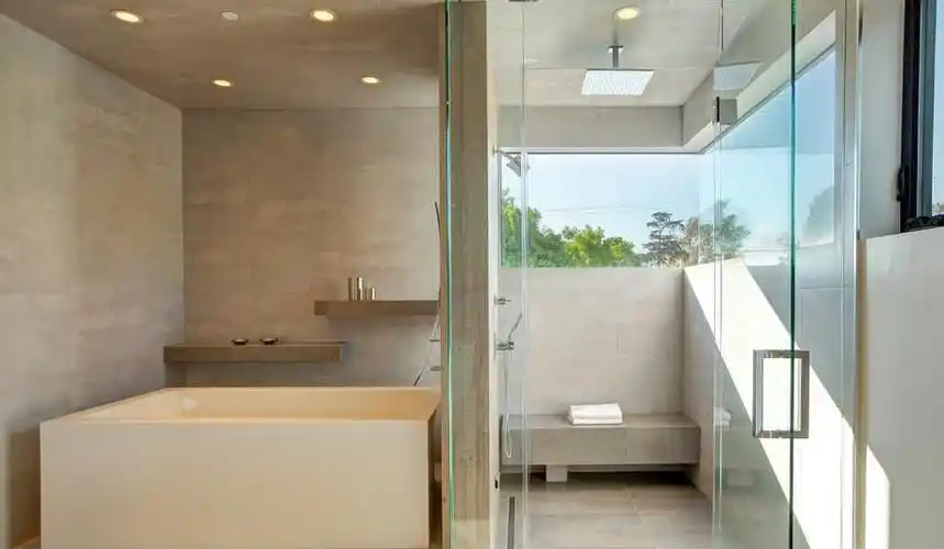 卫生间无框玻璃门装修效果图