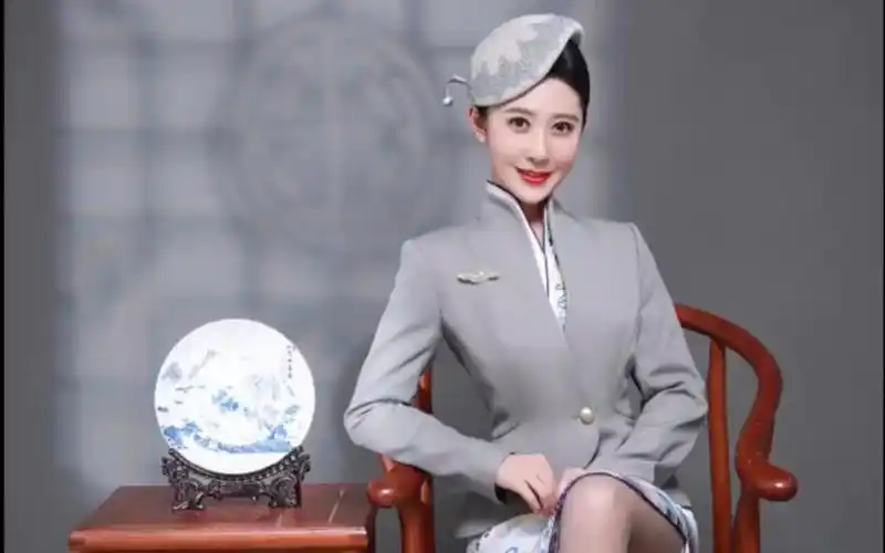 海航空姐制服写真摄影现场与绝美成片_哔哩哔哩_bilibili