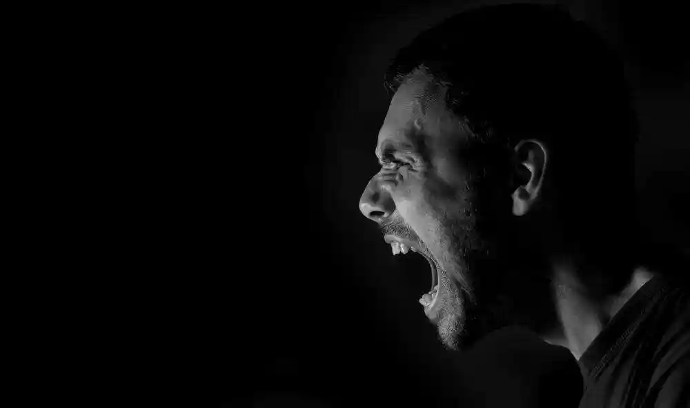 情诉驿站:现实没有如果也没有后悔药,活在当下,珍惜眼前人