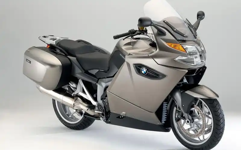 宝马k 1300 gt摩托车