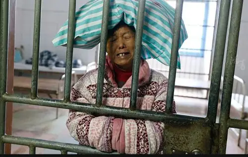 为什么要远离精神病患者