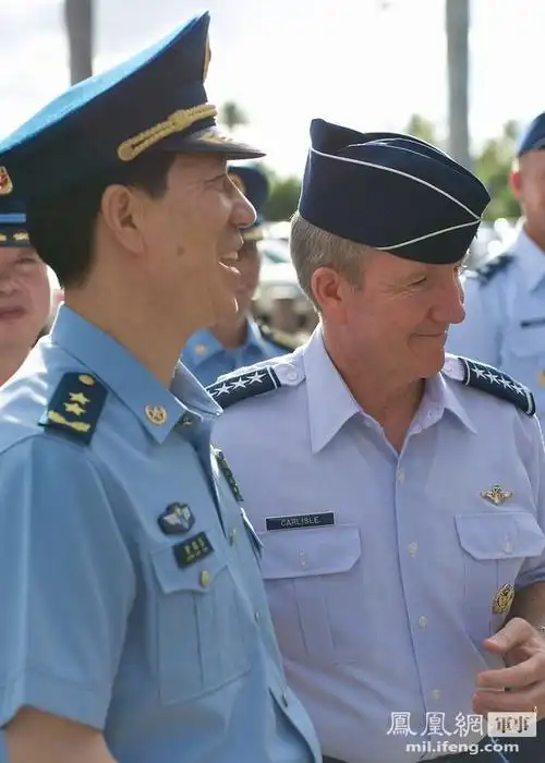 司令访美军基地 与f-22猛禽战机合影 - zds710_730老知青博客的日志