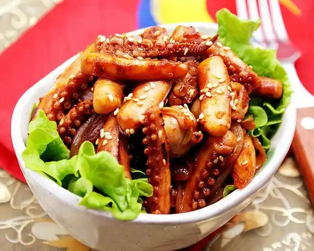 韩式辣酱炒鱿鱼须的做法