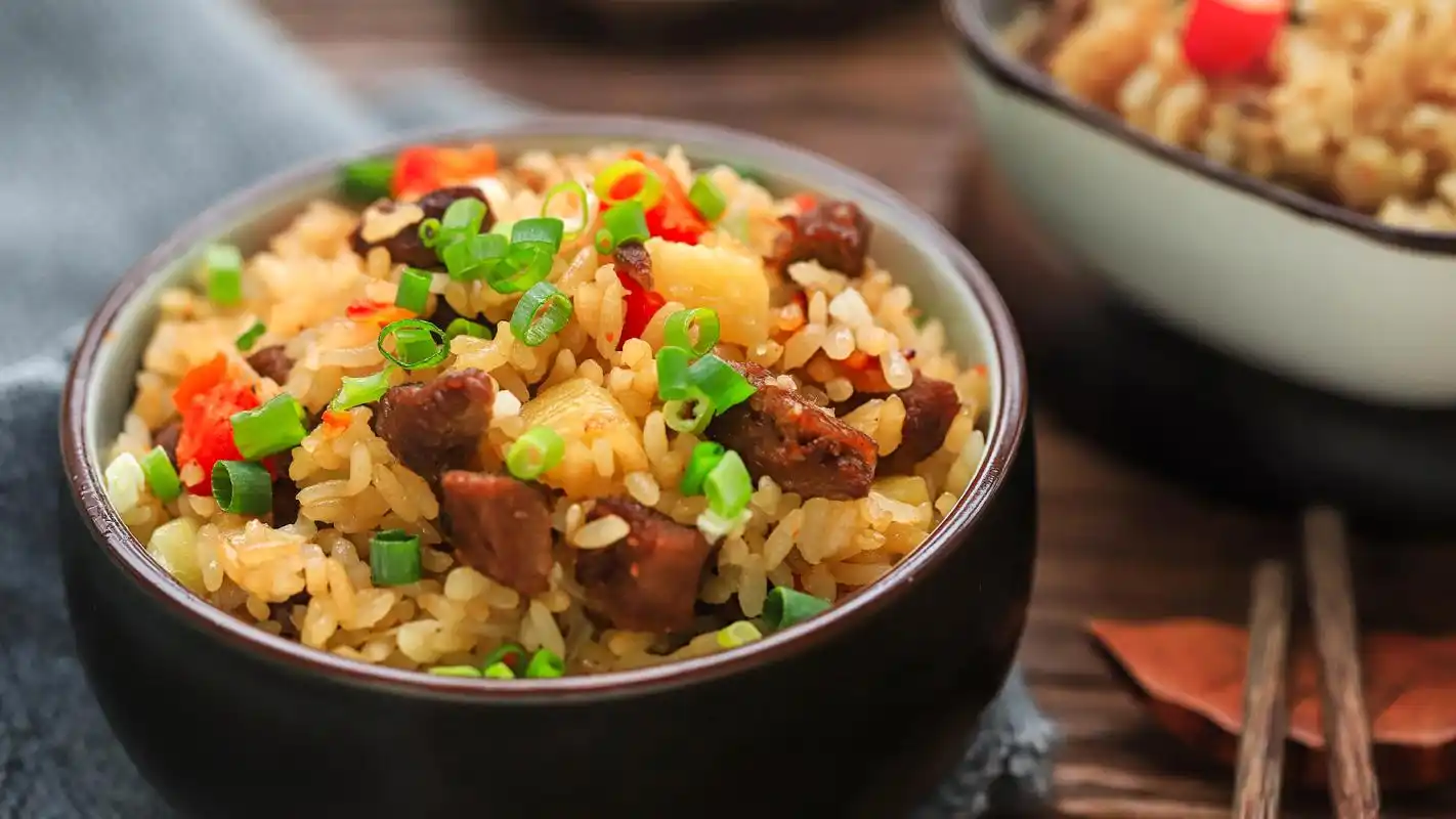懒人必备焖饭,简单易做味道好,吃了一碗又一碗!